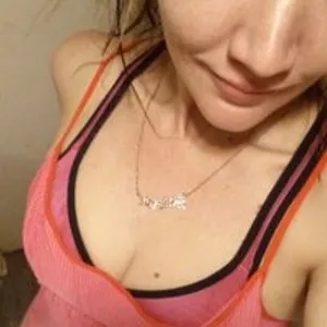 amileadivinestar from bongacams