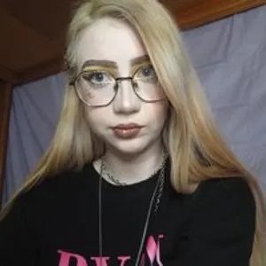 anadewitt from bongacams