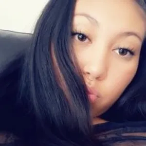 antonellatiny from bongacams