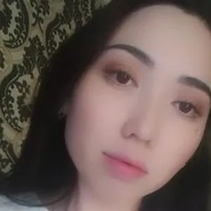 asianLuciana from bongacams