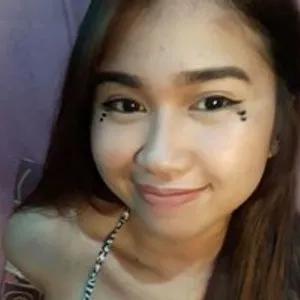 aynalicious from bongacams