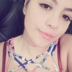 bella-tits from bongacams