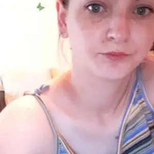 blue-eyes088 from bongacams