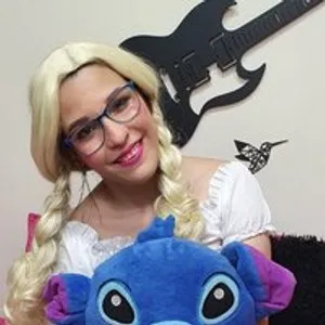 bluegirl77 from bongacams