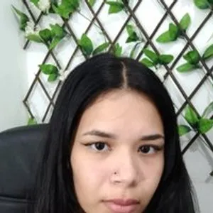 brinny-hot-27 from bongacams