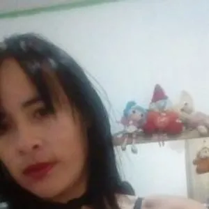 canela-sexyx from bongacams