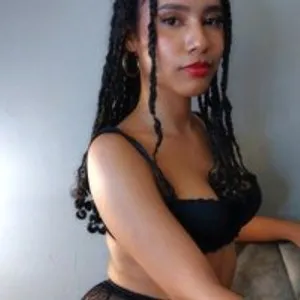 charlotte-69 from bongacams