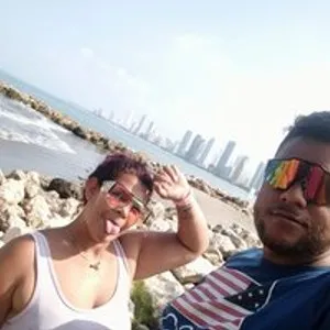 couplehappy from bongacams