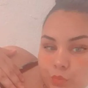 crystalbaby18 from bongacams