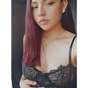 daianaleone from bongacams