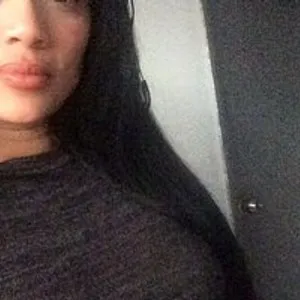 danielacanela from bongacams