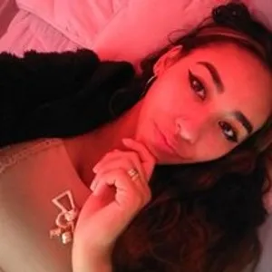 danni-gomez from bongacams