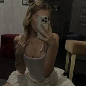 daryshaa from bongacams