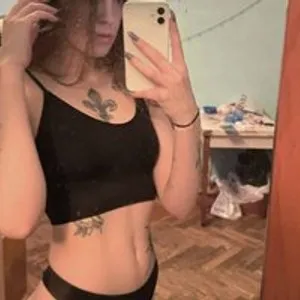 devil-in-me88 from bongacams