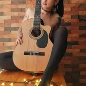 dirty-jeyne from bongacams