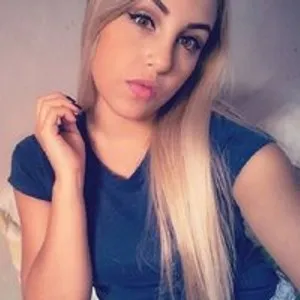 elamonroe from bongacams