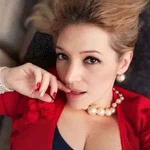 elegancia- from bongacams