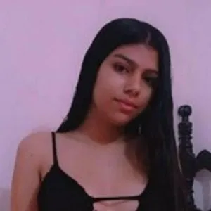 emiliana19 from bongacams