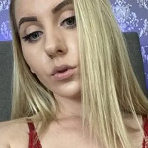 emma-and-bela from bongacams