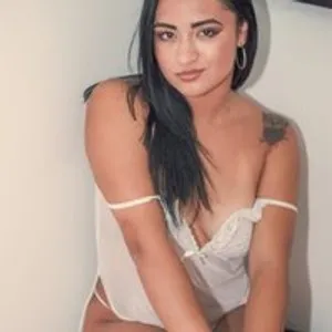 emmapabon20 from bongacams