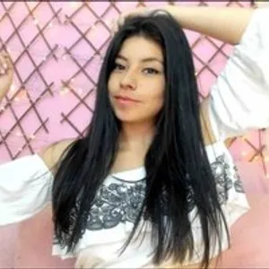 fly-lia from bongacams