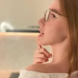 freyafiree from bongacams