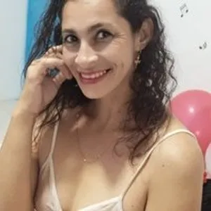 fuegopasion21 from bongacams