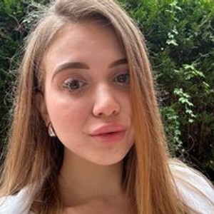 Camgirl is actually offline