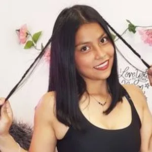 helenmooree from bongacams