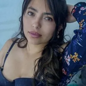 hellenpetit from bongacams