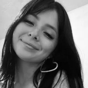 hina-tay from bongacams