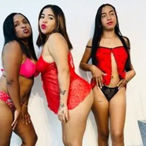 hotqueens69 from bongacams