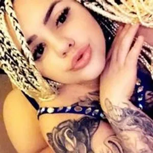 hustlebaby from bongacams