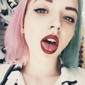 ilittlegirl from bongacams