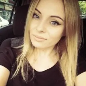 iyamCarly from bongacams