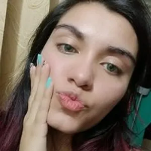 jade-818 from bongacams