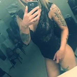 jhenyta from bongacams