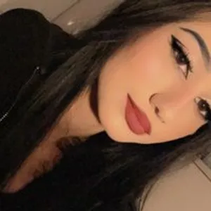 juicyfoxy from bongacams