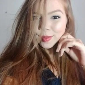 katieholmess from bongacams