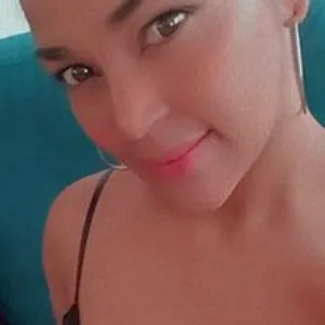 kelly-martiny from bongacams