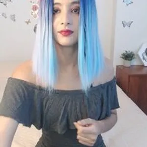 kylieloved22 from bongacams