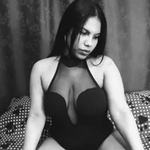 ladyslave11 from bongacams