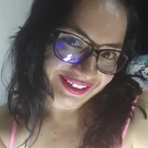 latinawildhot from bongacams