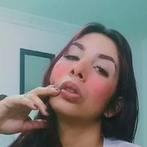 lazzyperry from bongacams