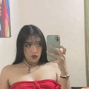 lia-18 from bongacams