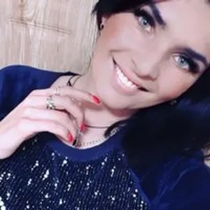 lilycaca from bongacams