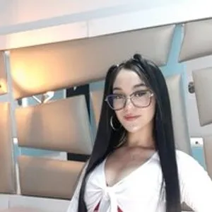 lin-giraldo from bongacams