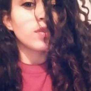 little-curls from bongacams