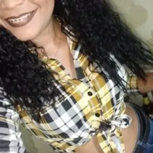 liz-alvarez from bongacams