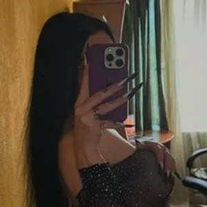 lolakik from bongacams